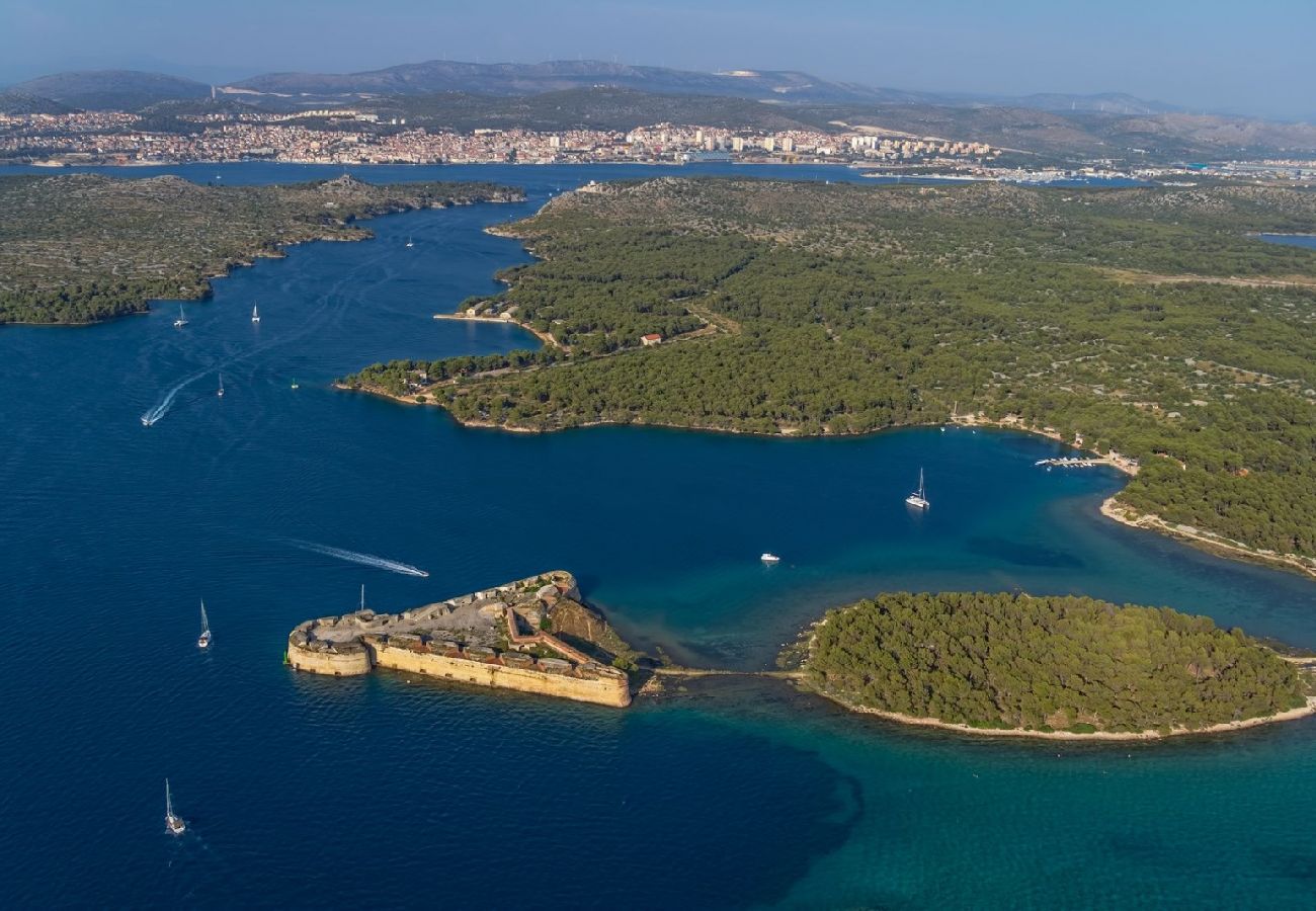 Ferienwohnung in Grebaštica - Ferienwohnung in Grebaštica mit Meerblick, Balkon, Klimaanlage, W-LAN (3571-1)