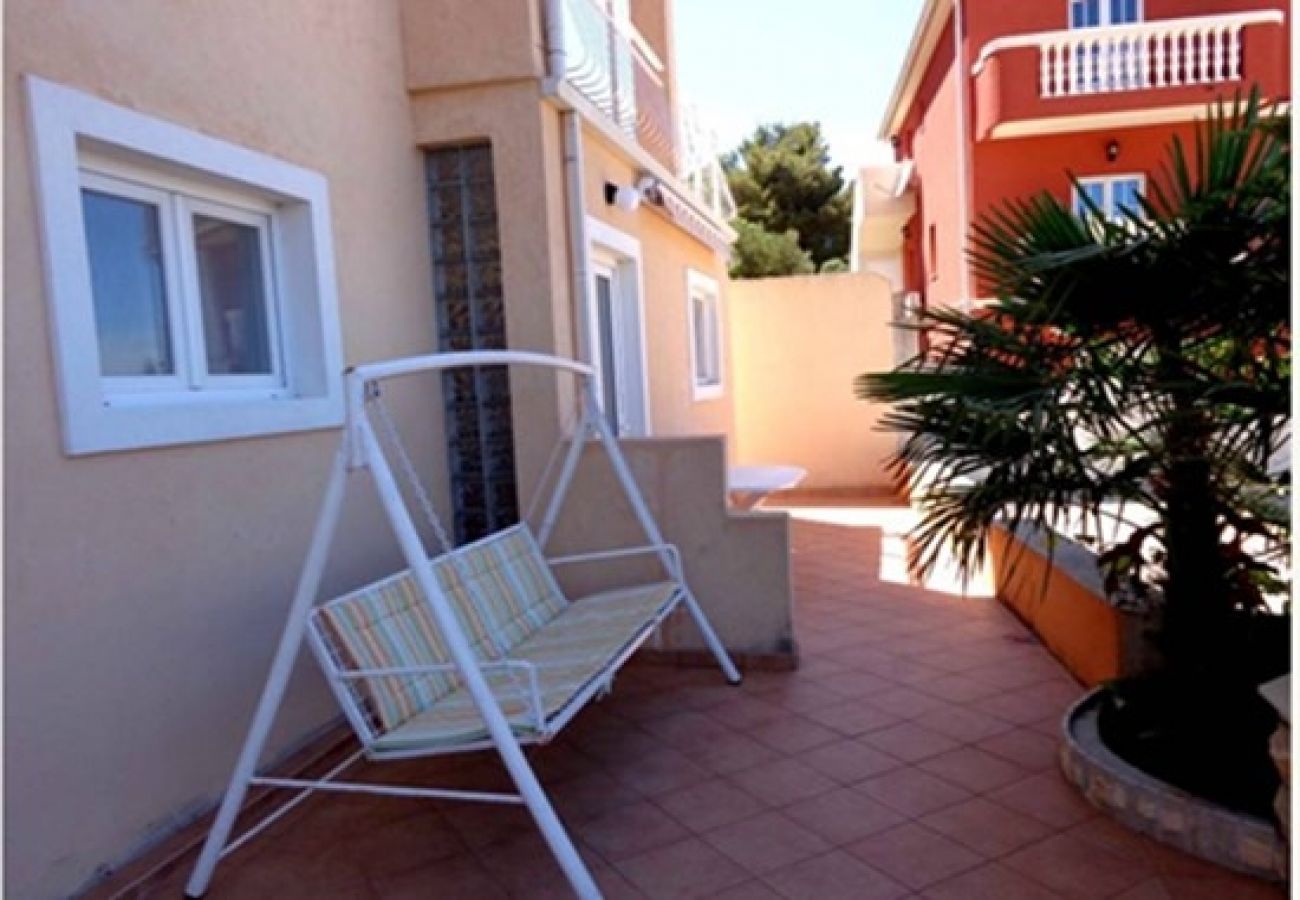 Ferienwohnung in Grebaštica - Ferienwohnung in Grebaštica mit Terrasse, W-LAN, Waschmaschine (3571-5)