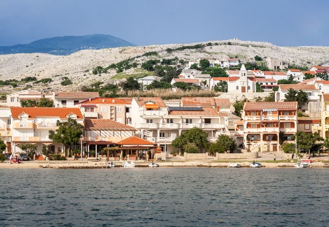 Ferienwohnung in Kustici - Ferienwohnung in Kustici mit Meerblick, Balkon, Klimaanlage, W-LAN (3589-1) Ferienwohnung in Kustici - Ferienwohnung in Kustici mit Meerblick, Balkon, Klimaanlage, W-LAN (3589-1)