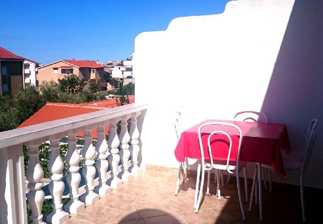 Ferienwohnung in Novalja - Ferienwohnung in Novalja mit Meerblick, Terrasse, Klimaanlage, W-LAN (3572-2) Ferienwohnung in Novalja - Ferienwohnung in Novalja mit Meerblick, Terrasse, Klimaanlage, W-LAN (3572-2)