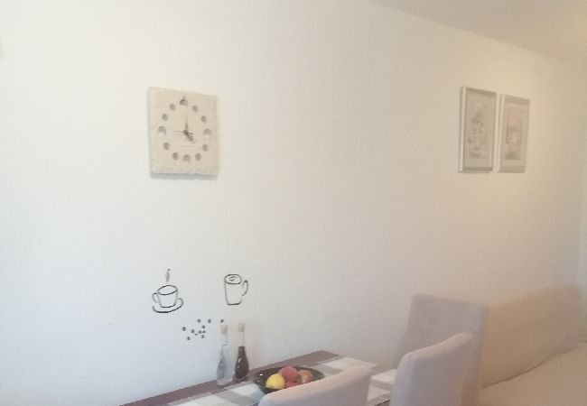 Ferienwohnung in Privlaka - Ferienwohnung in Privlaka mit Meerblick, Terrasse, Klimaanlage, W-LAN (3591-1) Ferienwohnung in Privlaka - Ferienwohnung in Privlaka mit Meerblick, Terrasse, Klimaanlage, W-LAN (3591-1)