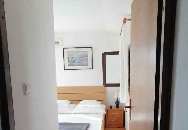 Ferienwohnung in Privlaka - Ferienwohnung in Privlaka mit Meerblick, Terrasse, Klimaanlage, W-LAN (3591-1) Ferienwohnung in Privlaka - Ferienwohnung in Privlaka mit Meerblick, Terrasse, Klimaanlage, W-LAN (3591-1)