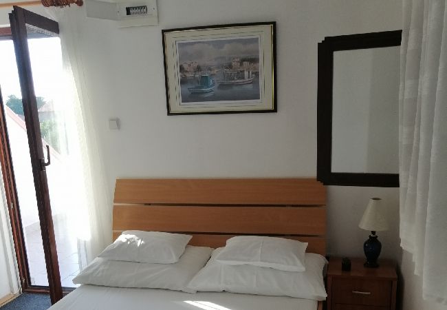 Ferienwohnung in Privlaka - Ferienwohnung in Privlaka mit Meerblick, Terrasse, Klimaanlage, W-LAN (3591-1) Ferienwohnung in Privlaka - Ferienwohnung in Privlaka mit Meerblick, Terrasse, Klimaanlage, W-LAN (3591-1)