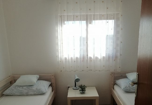 Ferienwohnung in Privlaka - Ferienwohnung in Privlaka mit Meerblick, Terrasse, Klimaanlage, W-LAN (3591-1) Ferienwohnung in Privlaka - Ferienwohnung in Privlaka mit Meerblick, Terrasse, Klimaanlage, W-LAN (3591-1)