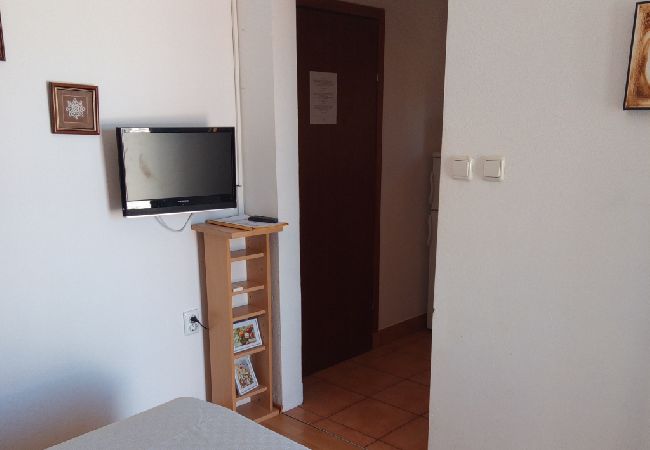 Ferienwohnung in Privlaka - Ferienwohnung in Privlaka mit Meerblick, Terrasse, Klimaanlage, W-LAN (3591-2) Ferienwohnung in Privlaka - Ferienwohnung in Privlaka mit Meerblick, Terrasse, Klimaanlage, W-LAN (3591-2)