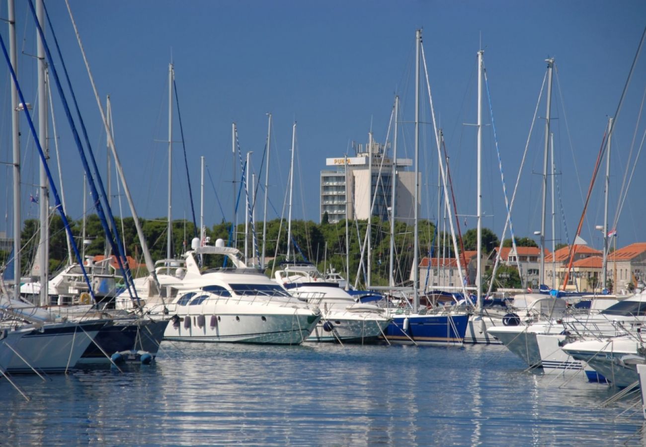 Ferienwohnung in Vodice - Ferienwohnung in Vodice mit Meerblick, Terrasse, W-LAN, Waschmaschine (3578-1)