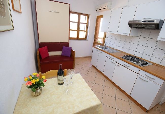 Ferienwohnung in Privlaka - Ferienwohnung in Privlaka mit Meerblick, Balkon, Klimaanlage, W-LAN (3598-3) Ferienwohnung in Privlaka - Ferienwohnung in Privlaka mit Meerblick, Balkon, Klimaanlage, W-LAN (3598-3)
