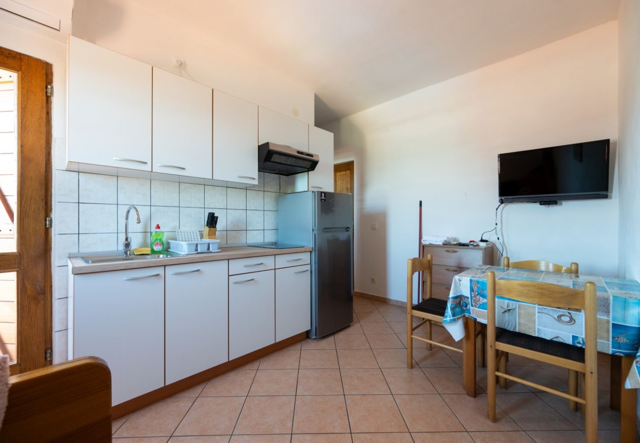 Ferienwohnung in Privlaka - Ferienwohnung in Privlaka mit Meerblick, Balkon, Klimaanlage, W-LAN (3598-3)