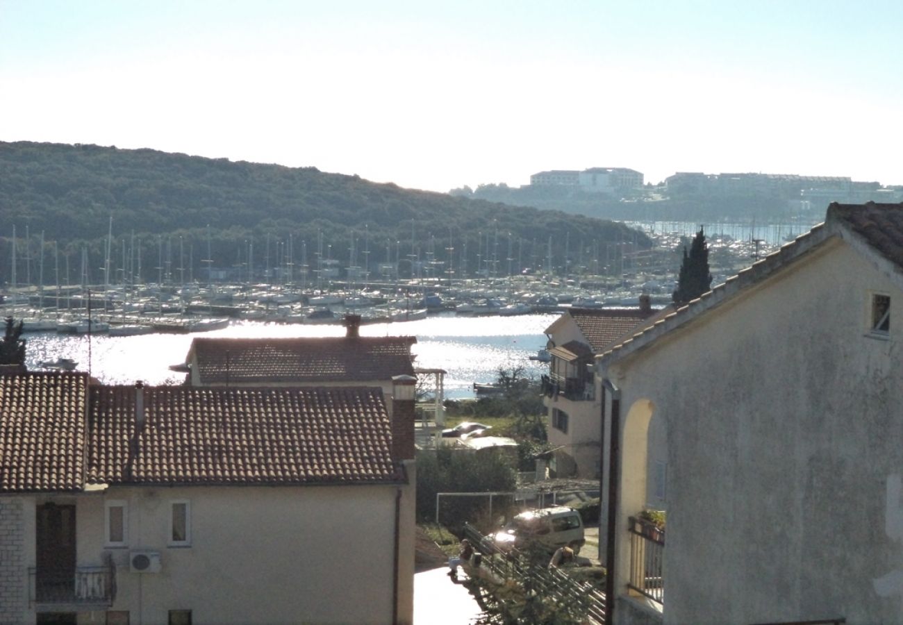 Ferienwohnung in Pula - Ferienwohnung in Pula mit Meerblick, Terrasse, Klimaanlage, W-LAN (633-2)