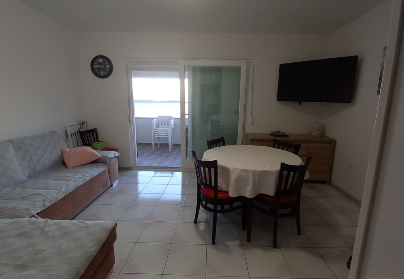 Ferienwohnung in Kustici - Ferienwohnung in Kustici mit Meerblick, Balkon, Klimaanlage, W-LAN (3597-1)