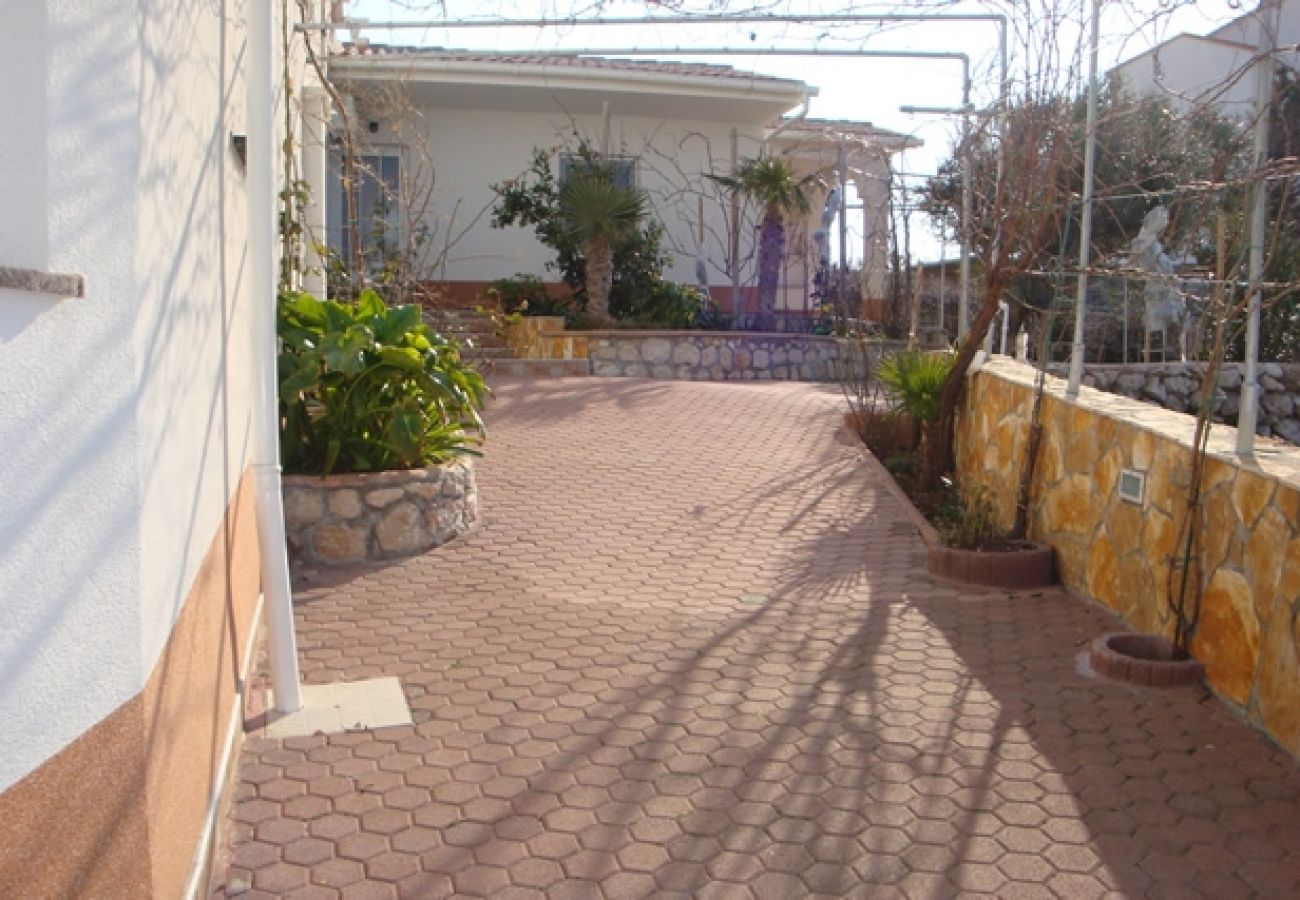 Ferienwohnung in Kustici - Ferienwohnung in Kustici mit Meerblick, Terrasse, Klimaanlage, W-LAN (3597-2)