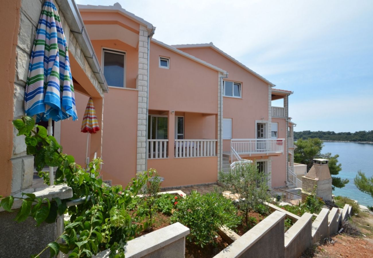 Ferienwohnung in Karbuni - Ferienwohnung in Karbuni mit Meerblick, Terrasse, Klimaanlage, W-LAN (3609-1)