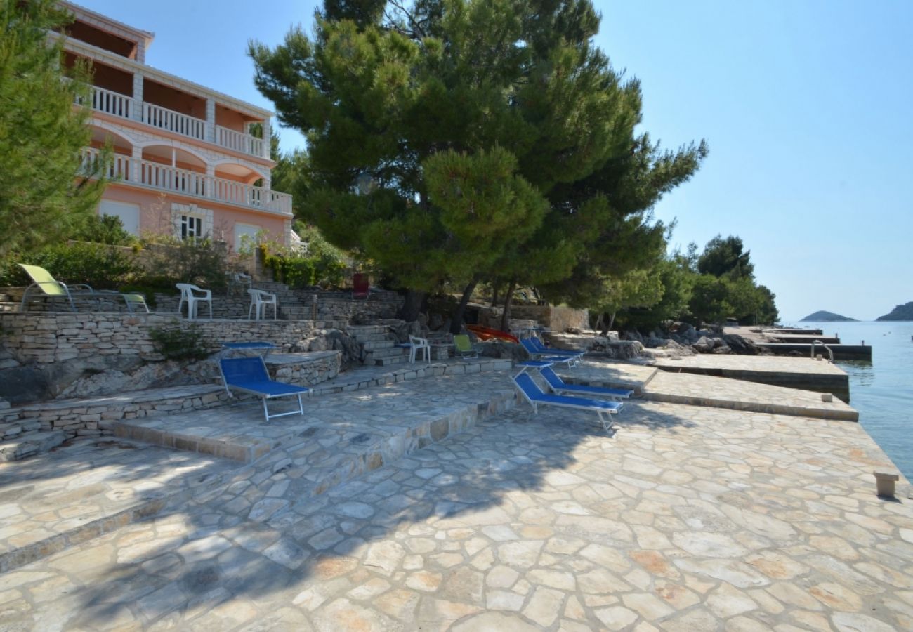 Ferienwohnung in Karbuni - Ferienwohnung in Karbuni mit Meerblick, Terrasse, Klimaanlage, W-LAN (3609-1)