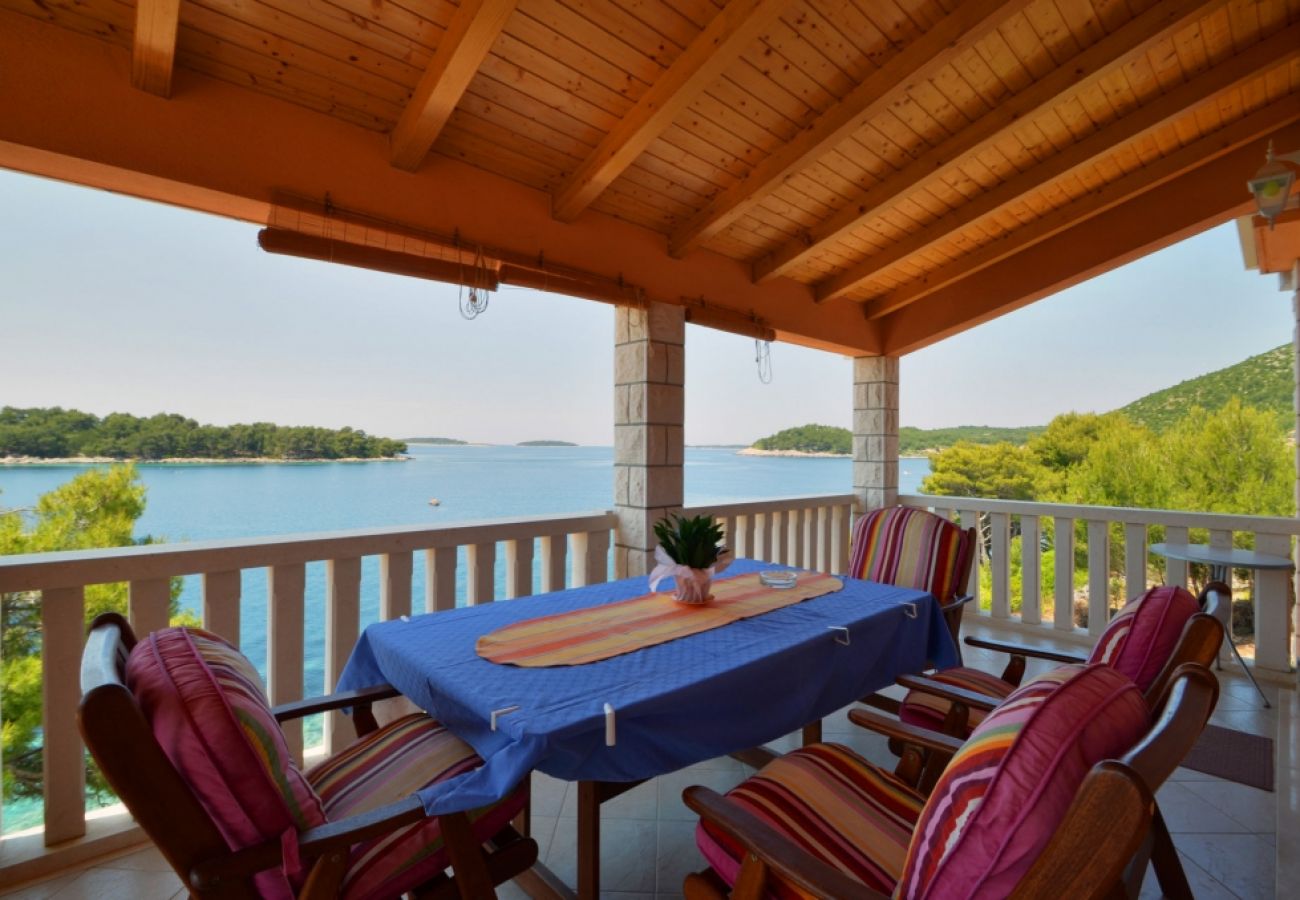 Ferienwohnung in Karbuni - Ferienwohnung in Karbuni mit Meerblick, Terrasse, Klimaanlage, W-LAN (3609-2)