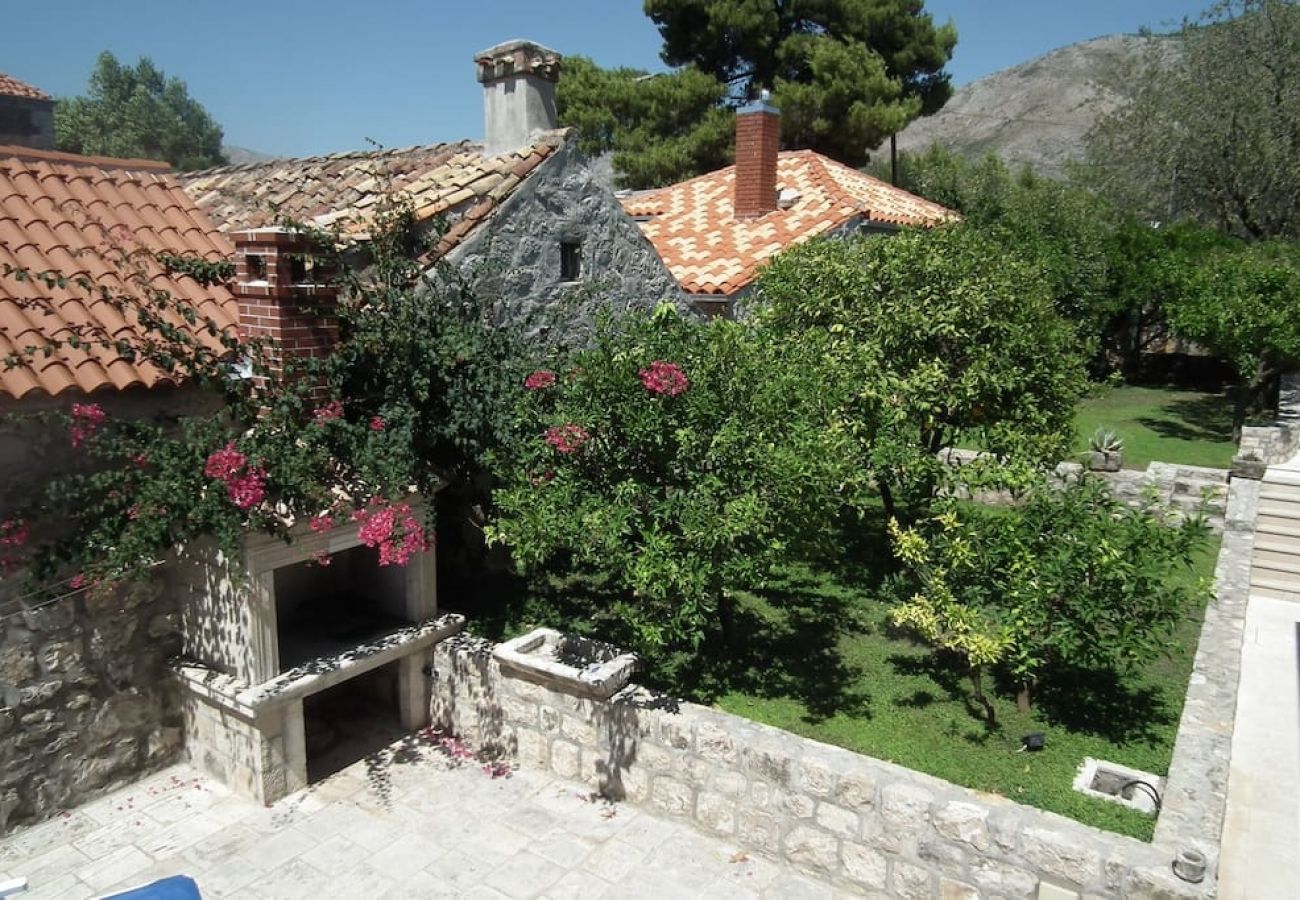 Ferienhaus in Cavtat - Ferienhaus in Cavtat mit Meerblick, Terrasse, Klimaanlage, W-LAN (3612-1)