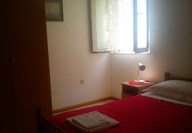 Ferienwohnung in Hvar - Ferienwohnung in Hvar-Stadt mit Meerblick, Terrasse, Klimaanlage, W-LAN (3615-2) Ferienwohnung in Hvar - Ferienwohnung in Hvar-Stadt mit Meerblick, Terrasse, Klimaanlage, W-LAN (3615-2)