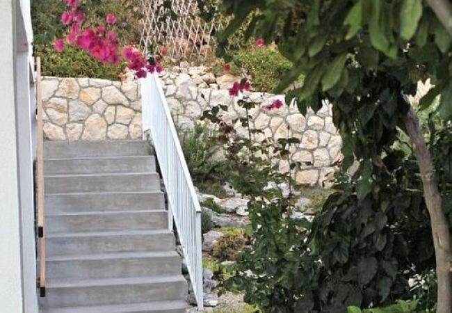 Studio in Hvar - Studioapartment in Hvar-Stadt mit Meerblick, Balkon, Klimaanlage, W-LAN (3615-3) Studio in Hvar - Studioapartment in Hvar-Stadt mit Meerblick, Balkon, Klimaanlage, W-LAN (3615-3)