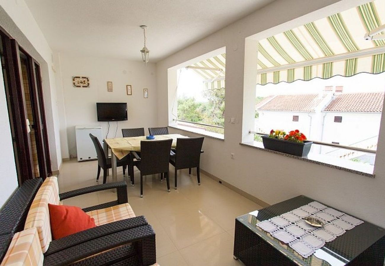 Ferienwohnung in Omišalj - Ferienwohnung in Omišalj mit Meerblick, Loggia, Klimaanlage, W-LAN (3623-3)