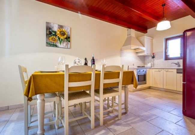 Ferienhaus in Loborika - Ferienhaus in Loborika mit Terrasse, Klimaanlage, W-LAN, Waschmaschine (3642-1) Ferienhaus in Loborika - Ferienhaus in Loborika mit Terrasse, Klimaanlage, W-LAN, Waschmaschine (3642-1)