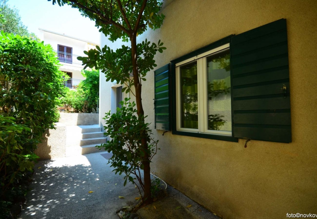 Ferienwohnung in Bol - Ferienwohnung in Bol mit Terrasse, Klimaanlage, W-LAN, Waschmaschine (3634-4)