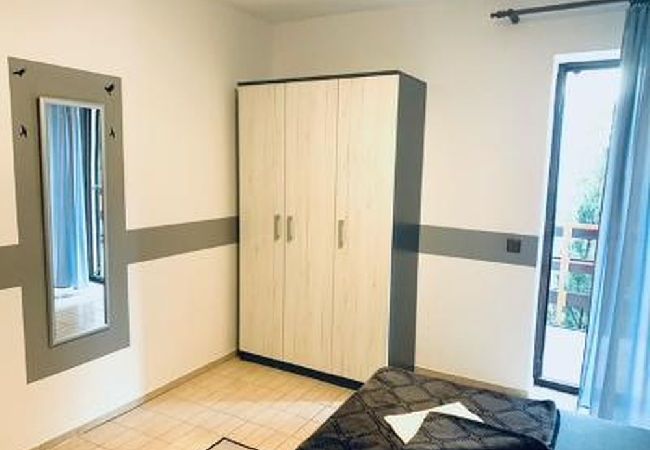 Ferienwohnung in Starigrad - Ferienwohnung in Starigrad-Paklenica mit Meerblick, Terrasse, Klimaanlage, W-LAN (627-2) Ferienwohnung in Starigrad - Ferienwohnung in Starigrad-Paklenica mit Meerblick, Terrasse, Klimaanlage, W-LAN (627-2)