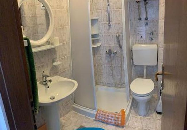 Ferienwohnung in Starigrad - Ferienwohnung in Starigrad-Paklenica mit Terrasse, Klimaanlage, W-LAN (627-3) Ferienwohnung in Starigrad - Ferienwohnung in Starigrad-Paklenica mit Terrasse, Klimaanlage, W-LAN (627-3)