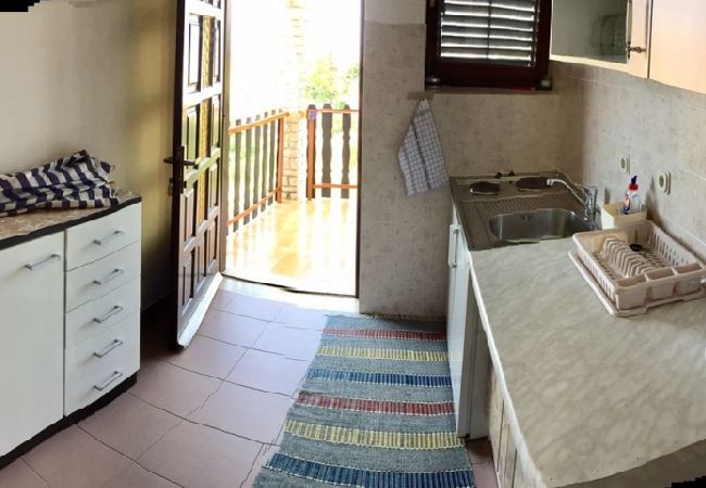 Ferienwohnung in Starigrad - Ferienwohnung in Starigrad-Paklenica mit Meerblick, Balkon, Klimaanlage, W-LAN (627-4) Ferienwohnung in Starigrad - Ferienwohnung in Starigrad-Paklenica mit Meerblick, Balkon, Klimaanlage, W-LAN (627-4)