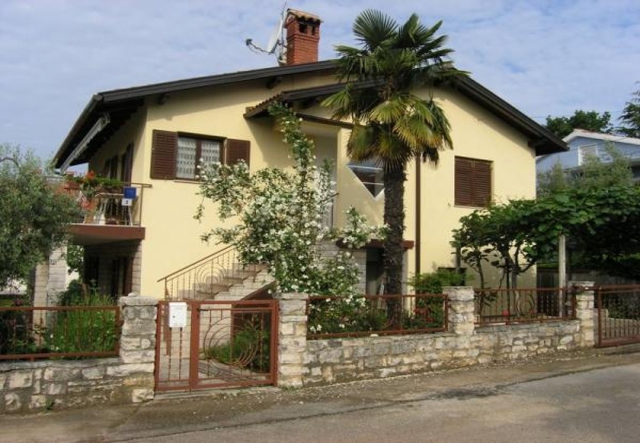 Ferienwohnung in Novigrad - Ferienwohnung in Novigrad mit Terrasse, Klimaanlage, W-LAN, Waschmaschine (3663-1)