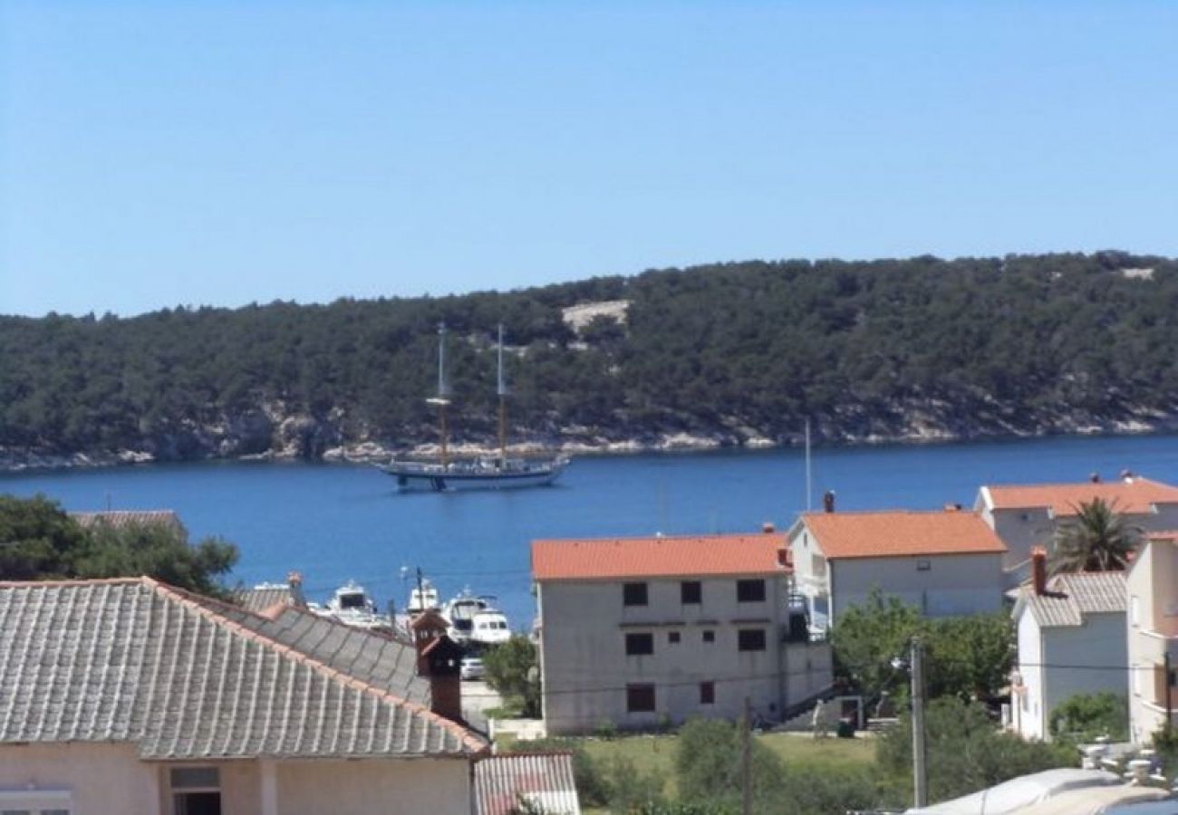 Ferienwohnung in Rab - Ferienwohnung in Barbat mit Meerblick, Balkon, Klimaanlage, W-LAN (3664-2)