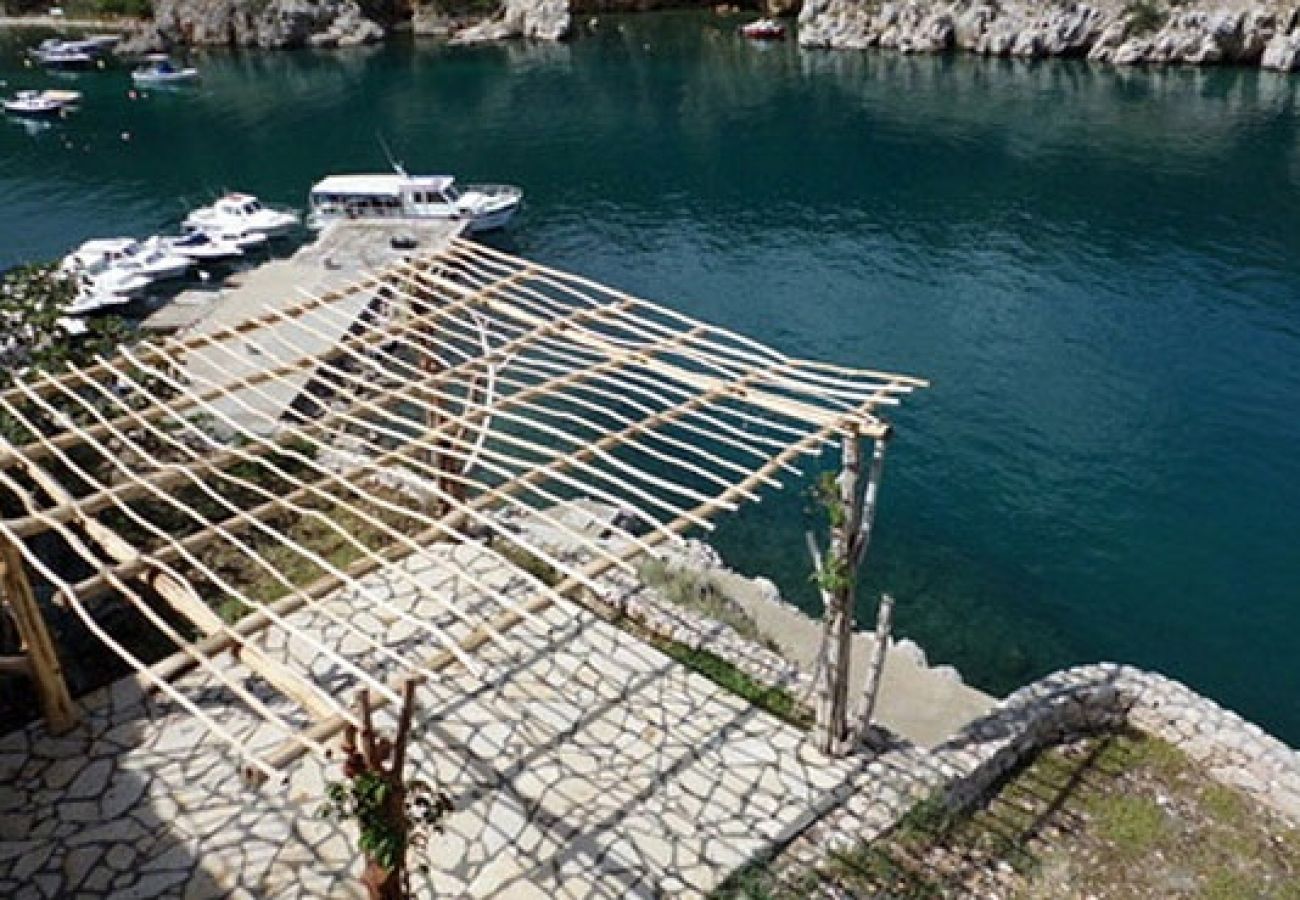 Ferienhaus in Vrbnik - Ferienhaus in Vrbnik mit Meerblick, Terrasse, Klimaanlage, W-LAN (3672-1)