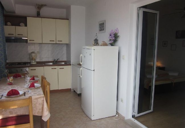 Ferienwohnung in Hvar - Ferienwohnung in Hvar-Stadt mit Meerblick, Terrasse, Klimaanlage, W-LAN (3666-2) Ferienwohnung in Hvar - Ferienwohnung in Hvar-Stadt mit Meerblick, Terrasse, Klimaanlage, W-LAN (3666-2)