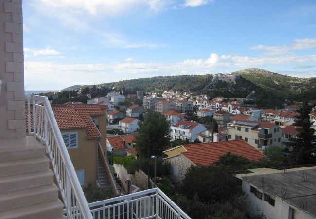 Ferienwohnung in Hvar - Ferienwohnung in Hvar-Stadt mit Meerblick, Terrasse, Klimaanlage, W-LAN (3666-5) Ferienwohnung in Hvar - Ferienwohnung in Hvar-Stadt mit Meerblick, Terrasse, Klimaanlage, W-LAN (3666-5)