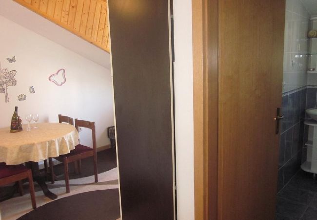 Ferienwohnung in Hvar - Ferienwohnung in Hvar-Stadt mit Meerblick, Terrasse, Klimaanlage, W-LAN (3666-5) Ferienwohnung in Hvar - Ferienwohnung in Hvar-Stadt mit Meerblick, Terrasse, Klimaanlage, W-LAN (3666-5)