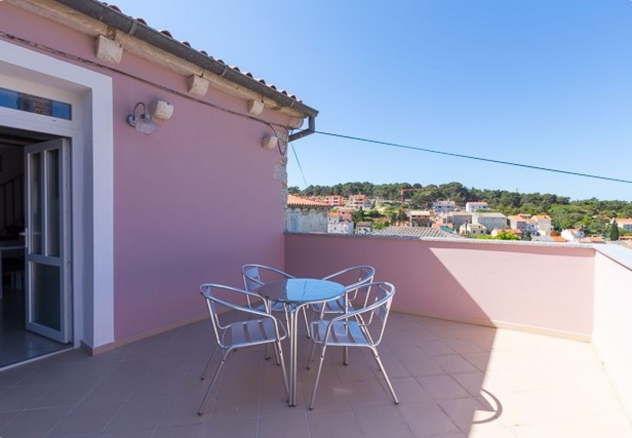 Ferienwohnung in Mali Lošinj - Ferienwohnung in Mali Lošinj mit Terrasse, Klimaanlage (3683-2)