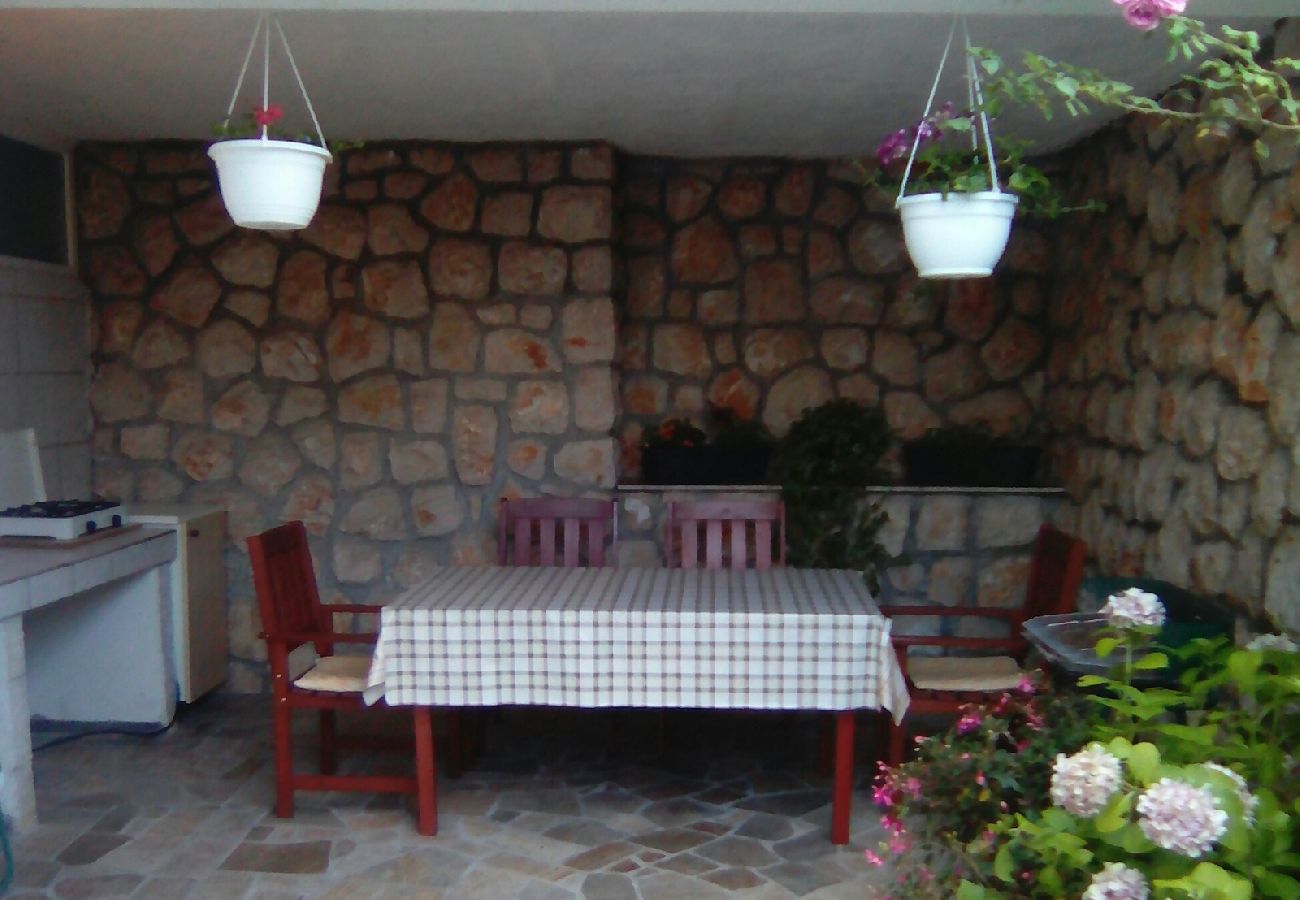 Ferienwohnung in Novi Vinodolski - Ferienwohnung in Novi Vinodolski mit Meerblick, Terrasse, Klimaanlage, W-LAN (3667-2)