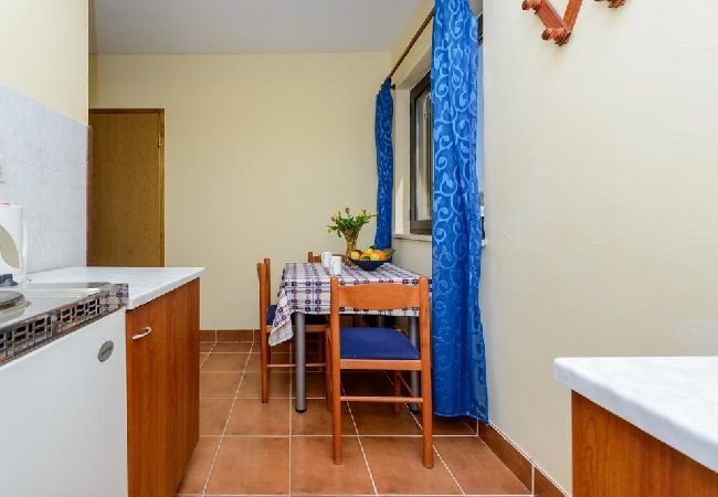 Ferienwohnung in Cavtat - Ferienwohnung in Cavtat mit Meerblick, Balkon, Klimaanlage, W-LAN (3686-2) Ferienwohnung in Cavtat - Ferienwohnung in Cavtat mit Meerblick, Balkon, Klimaanlage, W-LAN (3686-2)