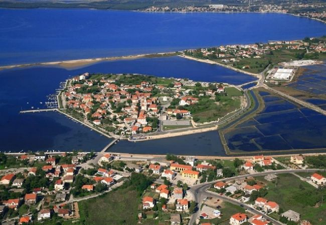 Ferienwohnung in Nin - Ferienwohnung in Nin mit Terrasse, Klimaanlage, W-LAN (3722-1) Ferienwohnung in Nin - Ferienwohnung in Nin mit Terrasse, Klimaanlage, W-LAN (3722-1)