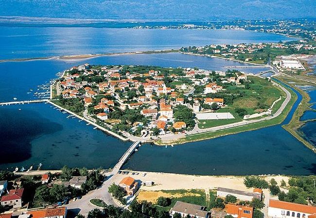 Studio in Nin - Studioapartment in Nin mit Terrasse, Klimaanlage, W-LAN (3722-5) Studio in Nin - Studioapartment in Nin mit Terrasse, Klimaanlage, W-LAN (3722-5)