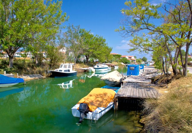 Studio in Nin - Studioapartment in Nin mit Terrasse, Klimaanlage, W-LAN (3722-5) Studio in Nin - Studioapartment in Nin mit Terrasse, Klimaanlage, W-LAN (3722-5)