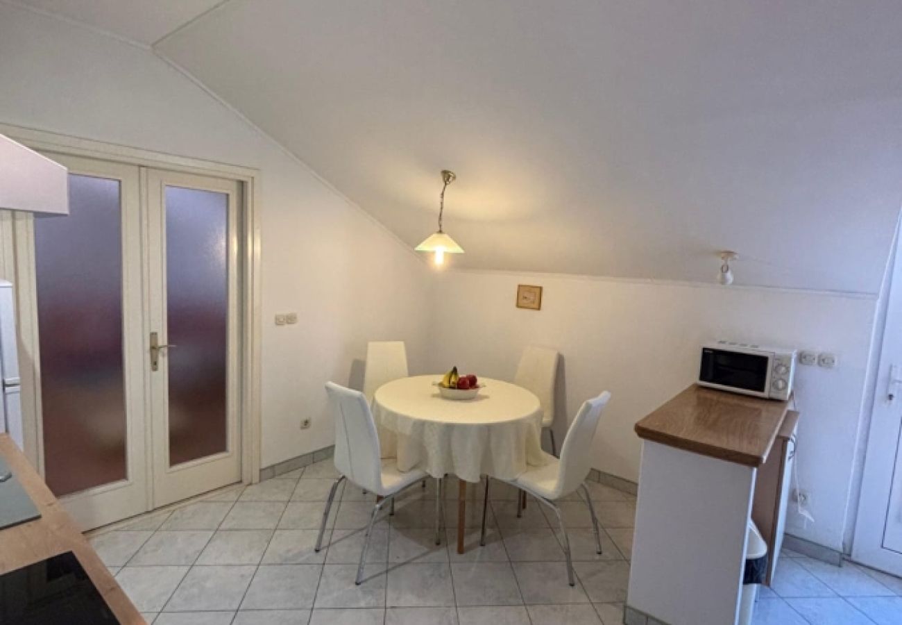 Ferienwohnung in Bol - Ferienwohnung in Bol mit Meerblick, Terrasse, Klimaanlage, W-LAN (3739-1)