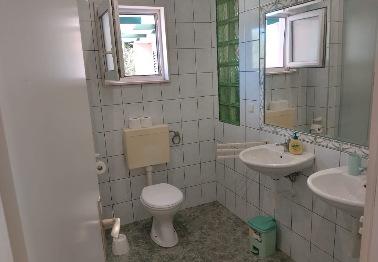 Ferienwohnung in Bol - Ferienwohnung in Bol mit Meerblick, Terrasse, Klimaanlage, W-LAN (3739-1)