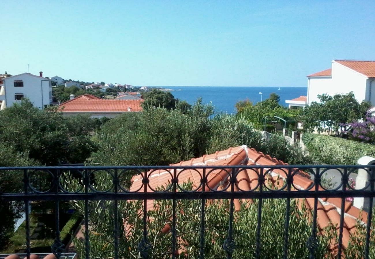 Ferienwohnung in Ražanj - Ferienwohnung in Ražanj mit Meerblick, Terrasse, Klimaanlage, W-LAN (3743-1)