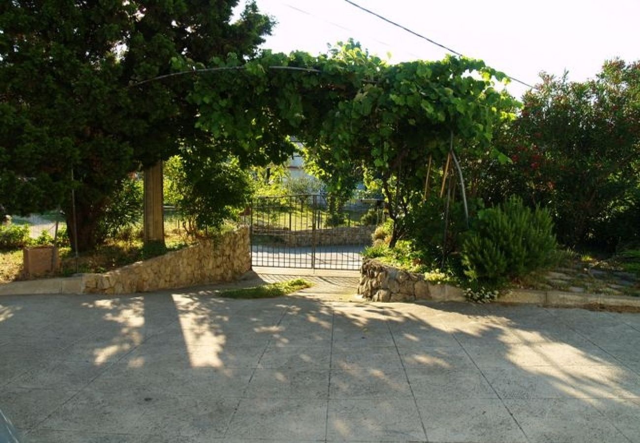 Ferienwohnung in Rab - Ferienwohnung in Rab mit Meerblick, Balkon, W-LAN, Waschmaschine (3728-1)