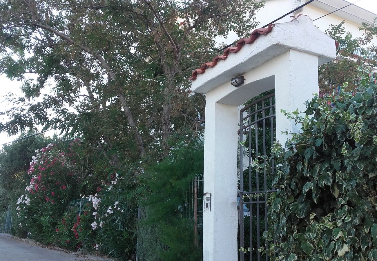 Ferienwohnung in Rab - Ferienwohnung in Rab mit Meerblick, Balkon, W-LAN, Waschmaschine (3728-1)