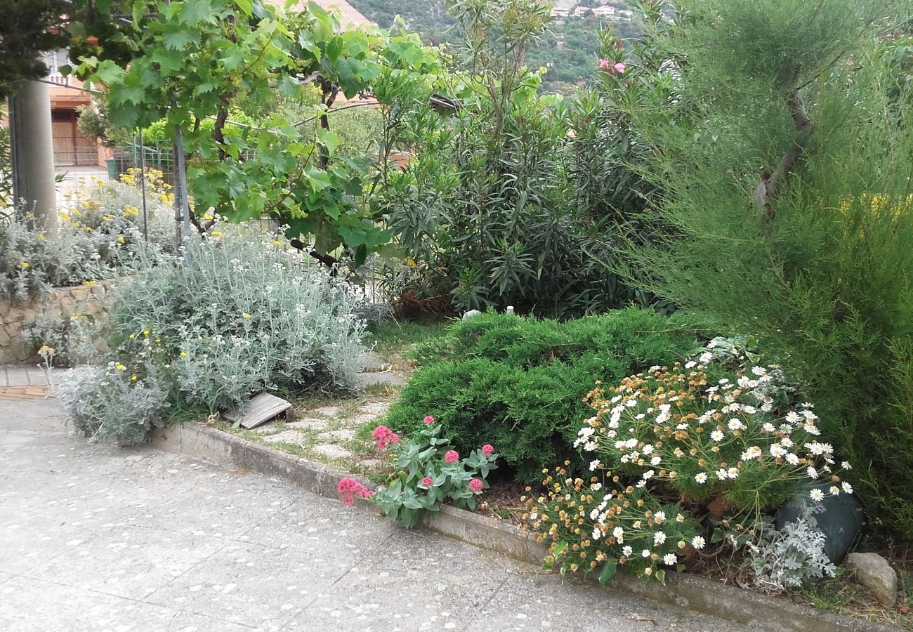 Ferienwohnung in Rab - Ferienwohnung in Rab mit Meerblick, Balkon, W-LAN, Waschmaschine (3728-1)