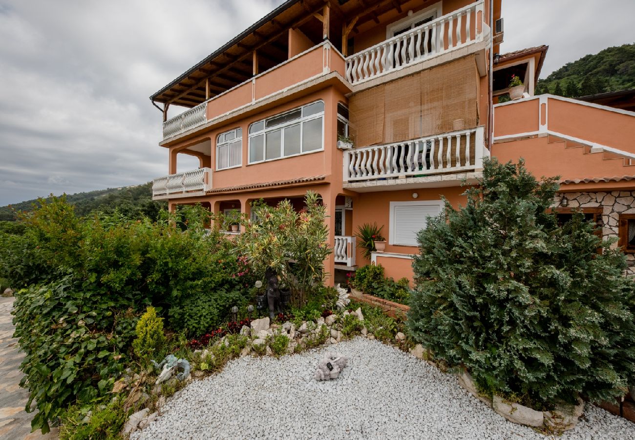 Ferienwohnung in Mundanije - Ferienwohnung in Mundanije mit Meerblick, Terrasse, Klimaanlage, W-LAN (3748-1)