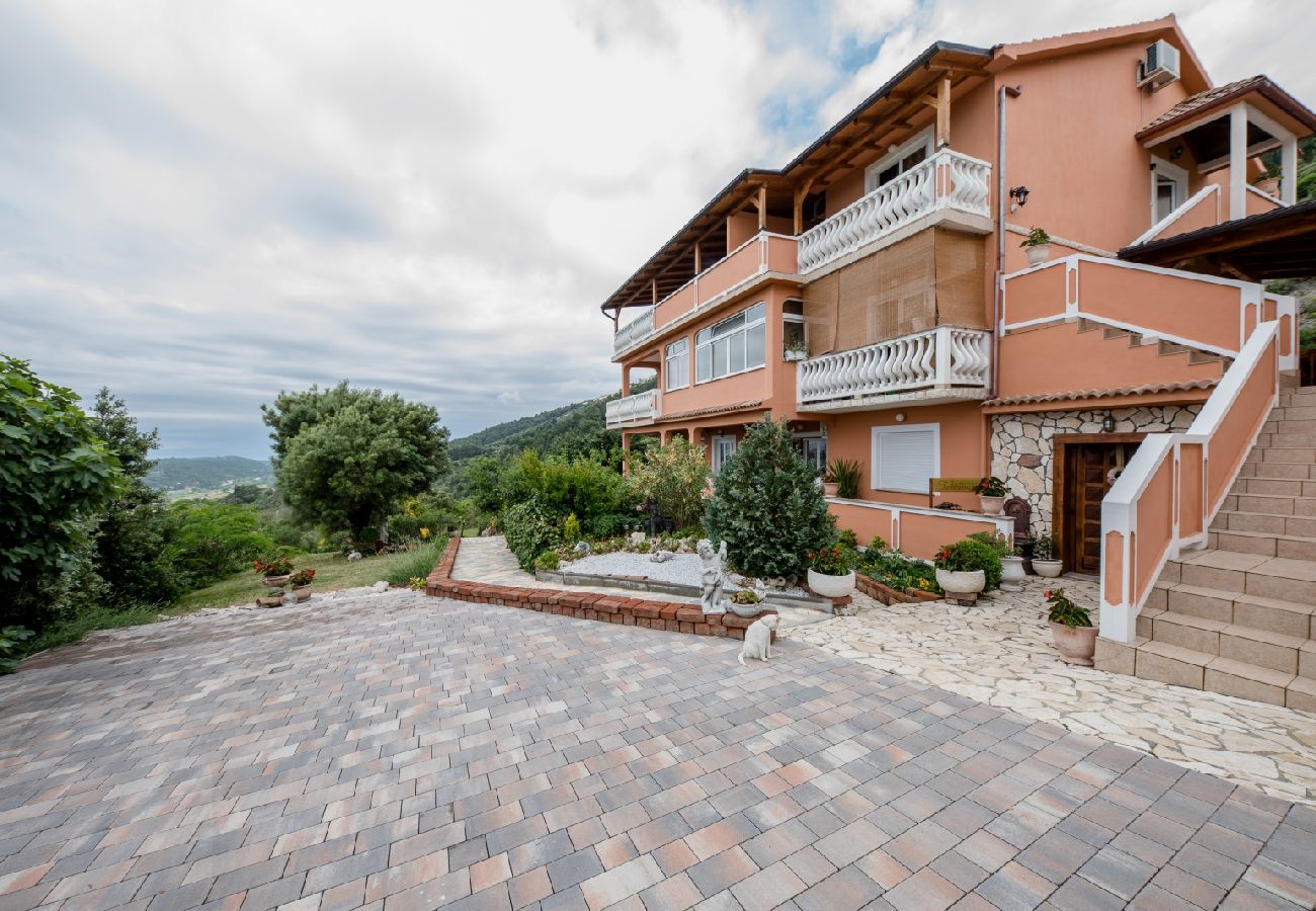 Ferienwohnung in Mundanije - Ferienwohnung in Mundanije mit Meerblick, Terrasse, Klimaanlage, W-LAN (3748-3)