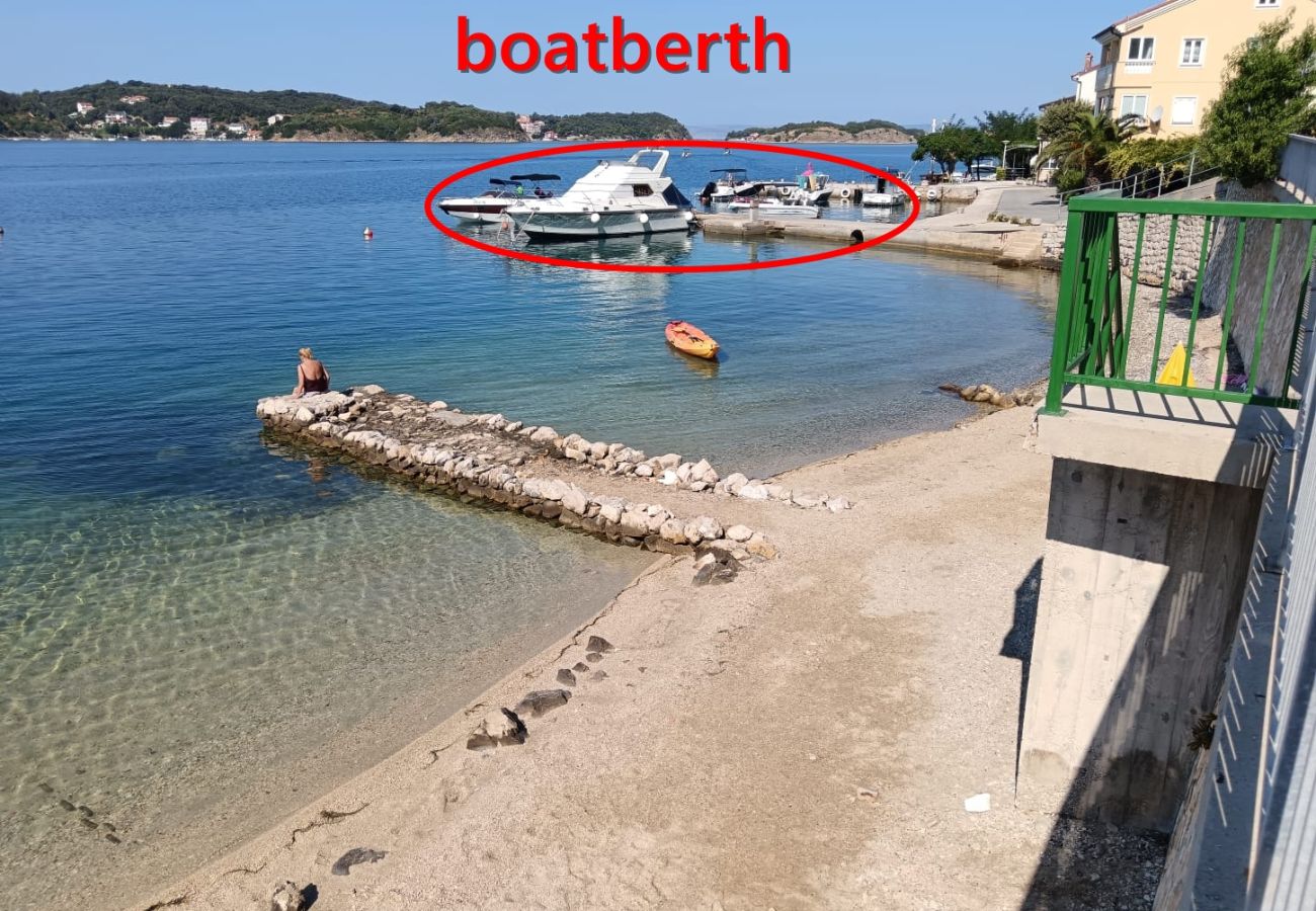 Ferienwohnung in Supetarska Draga - Ferienwohnung in Supetarska Draga mit Meerblick, Terrasse, Klimaanlage, W-LAN (3750-1)
