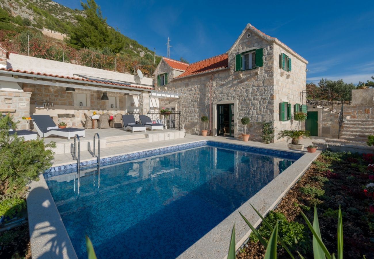 Ferienhaus in Murvica - Ferienhaus in Murvica mit Meerblick, Terrasse, Klimaanlage, W-LAN (3756-1)