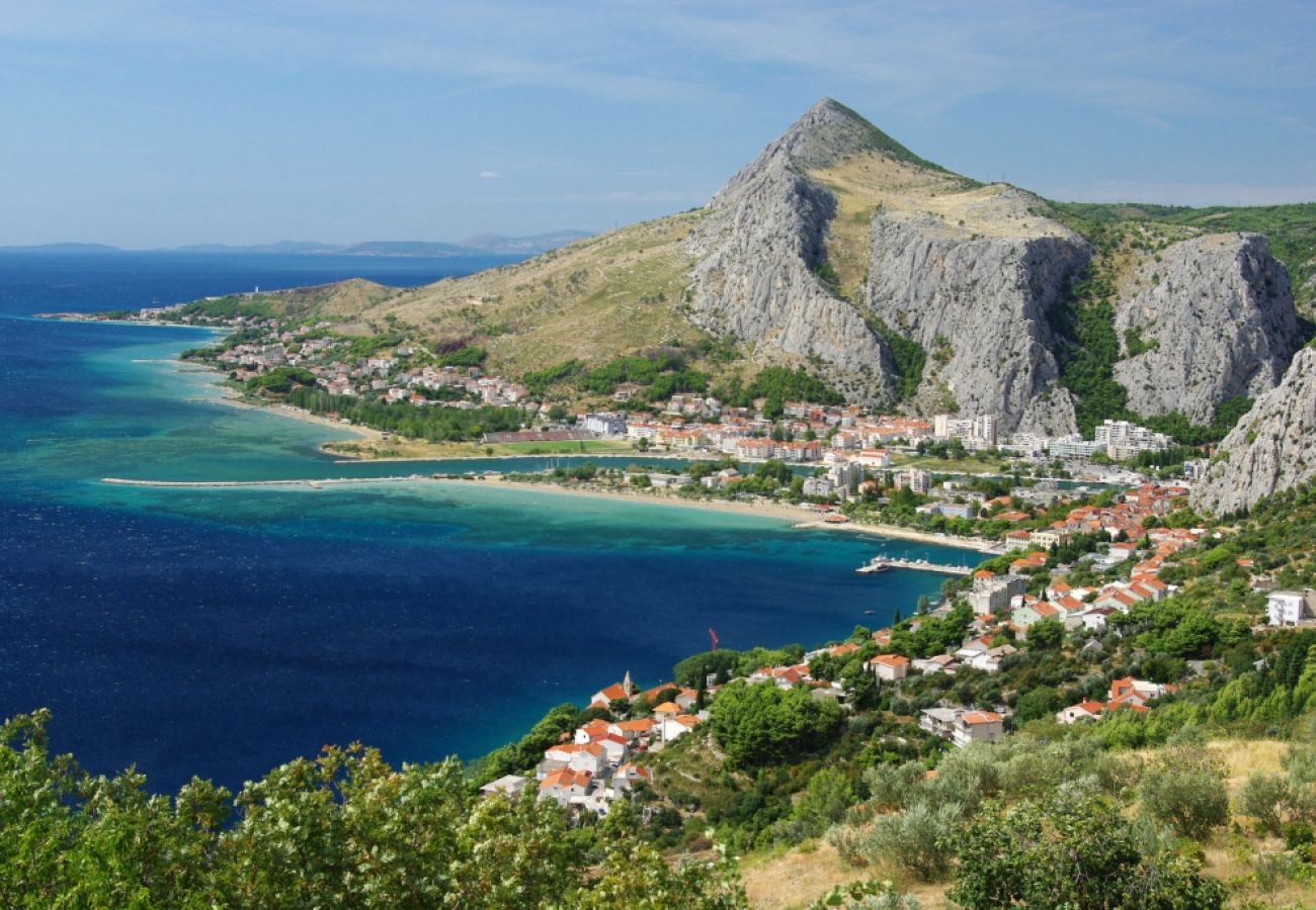 Ferienwohnung in Stanici - Ferienwohnung in Stanići mit Meerblick, Terrasse, Klimaanlage, W-LAN (3782-2)